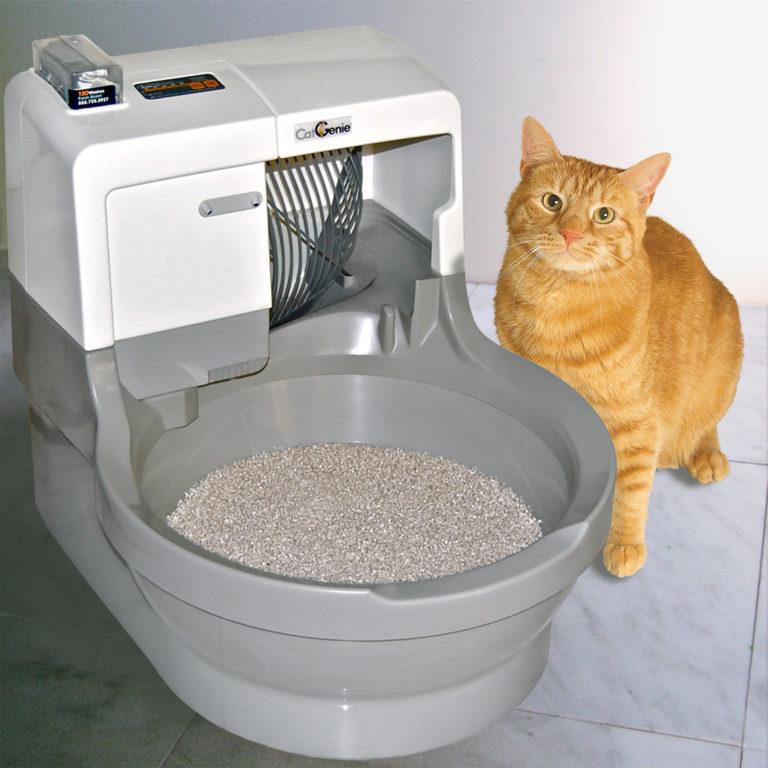 Угловой кошачий туалет закрытый